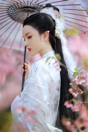 夫妻轮番上阵