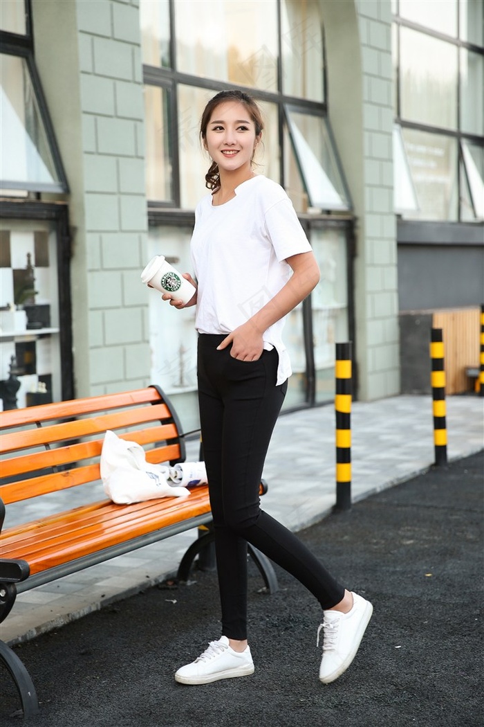 新任女教师